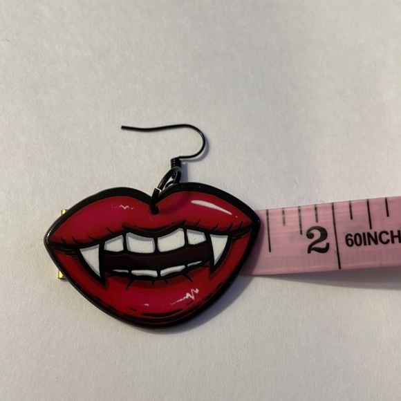 Bite Me Vampire Earrings w/black enamel ear hooks - Picture 5 of 6